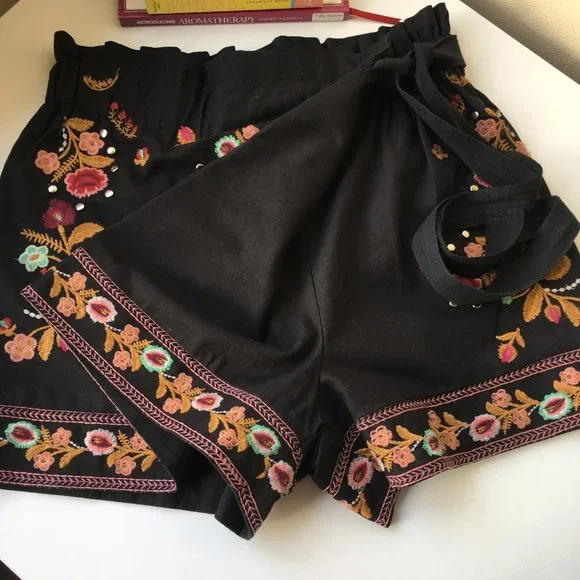 Stellino embroidered Skort size 6-10 - Picture 5 of 16